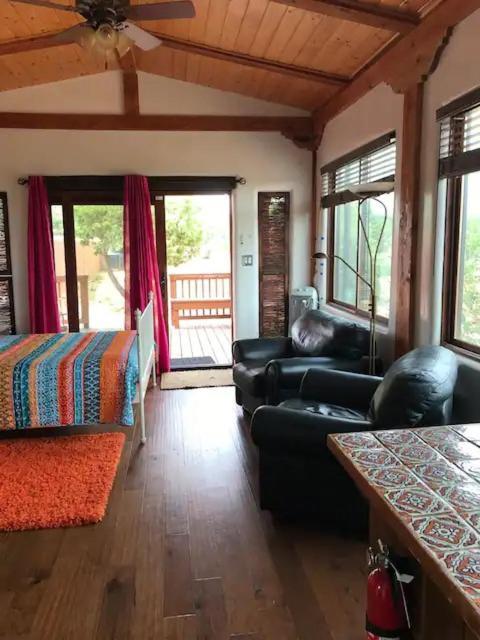 Casita Luna Canada de los Alamos Εξωτερικό φωτογραφία